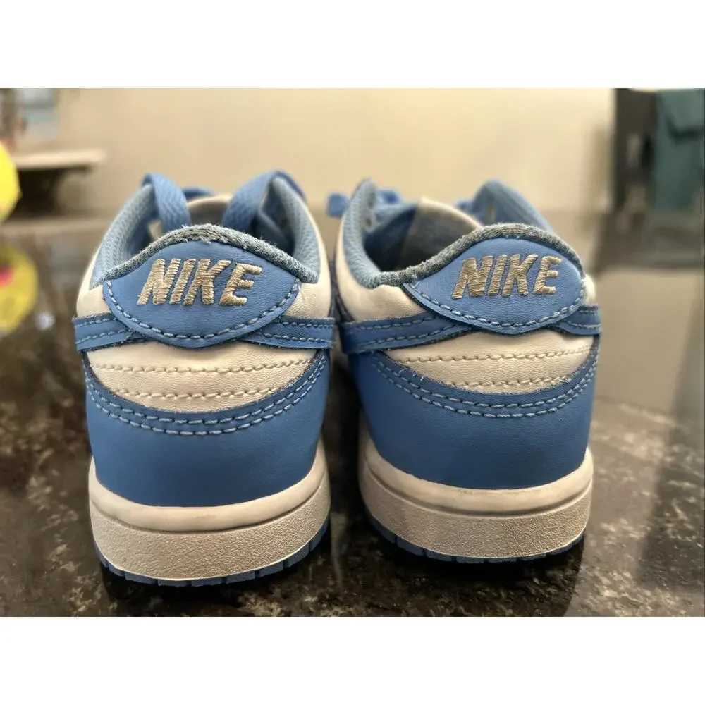 Nike product pair